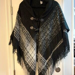 Elegant Black and Gray Plaid Poncho